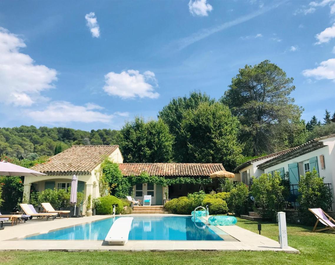 Le Mas De La Source Bed and Breakfast Mougins Eksteriør billede