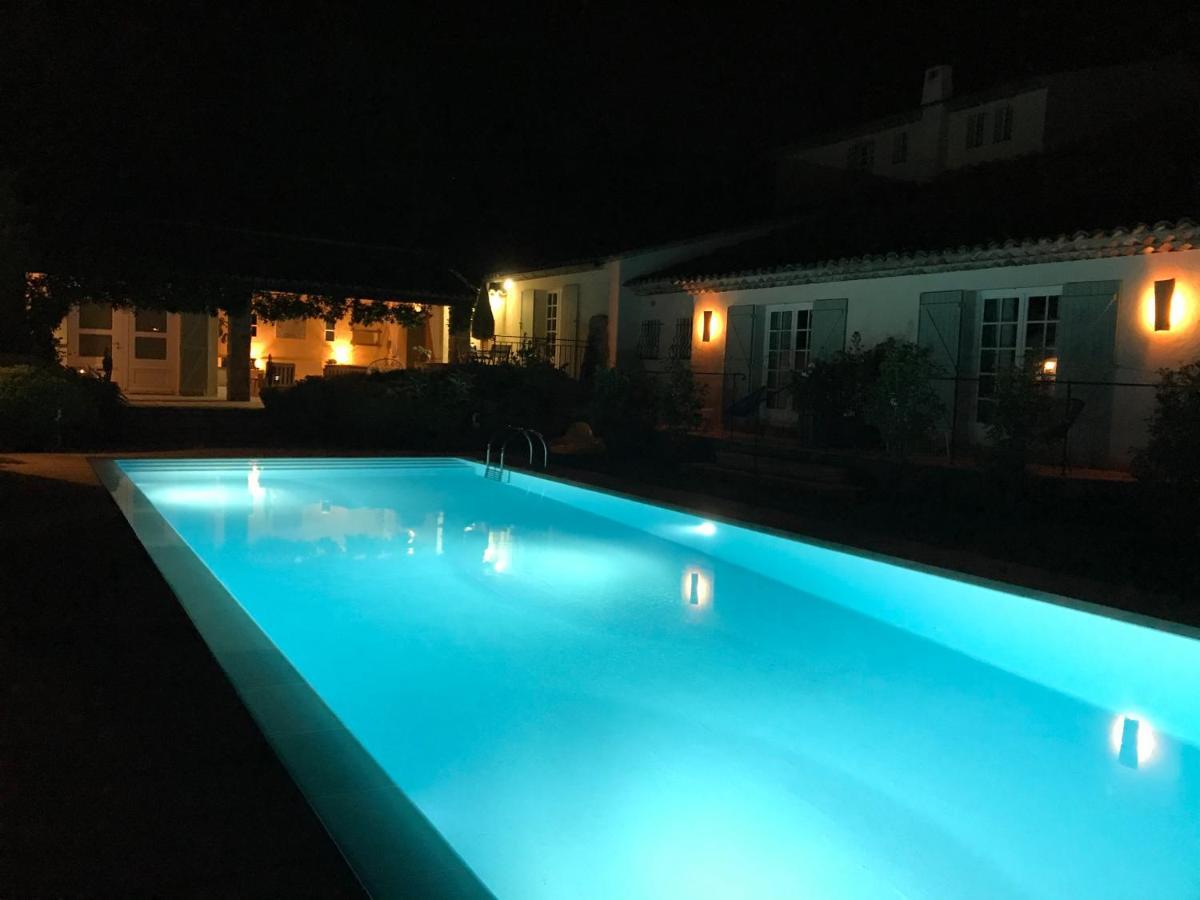 Le Mas De La Source Bed and Breakfast Mougins Eksteriør billede
