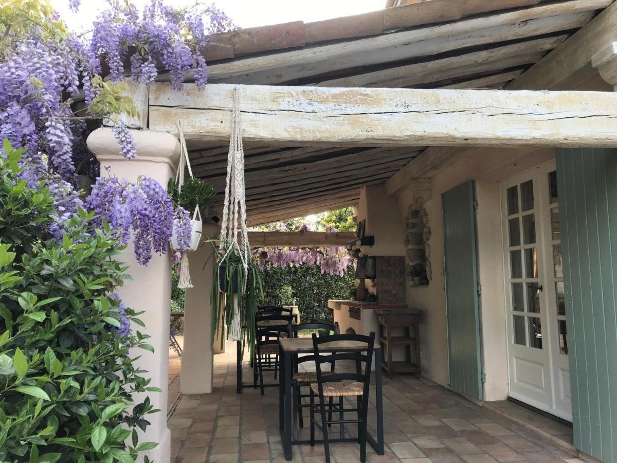 Le Mas De La Source Bed and Breakfast Mougins Eksteriør billede