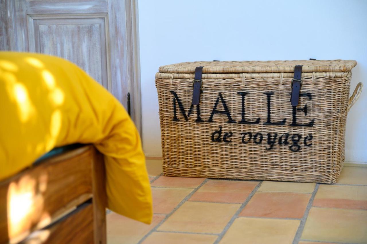 Le Mas De La Source Bed and Breakfast Mougins Eksteriør billede
