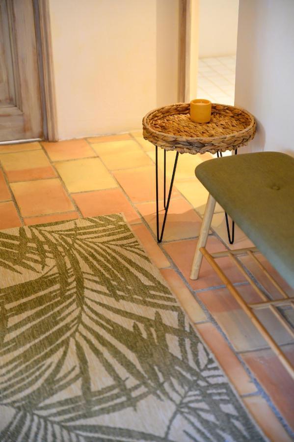 Le Mas De La Source Bed and Breakfast Mougins Eksteriør billede