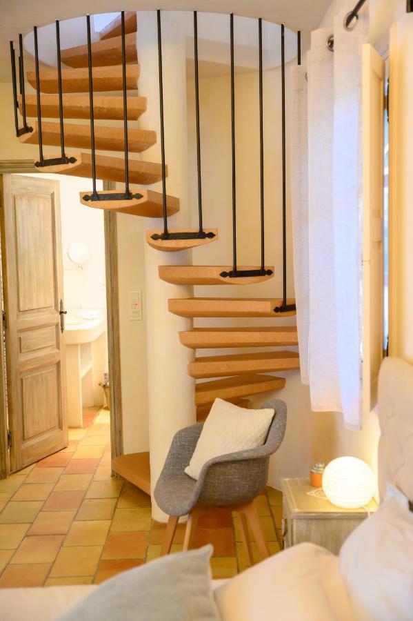 Le Mas De La Source Bed and Breakfast Mougins Eksteriør billede