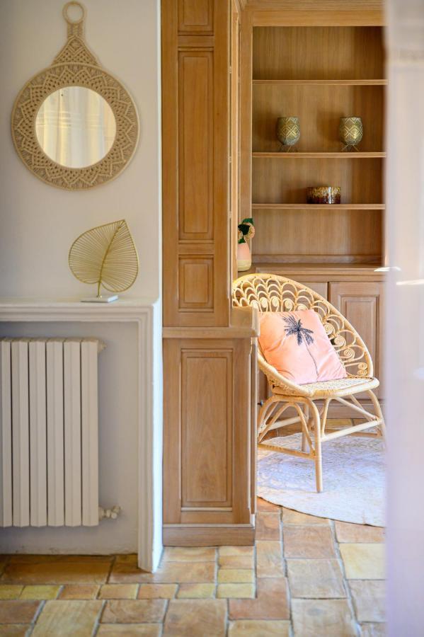 Le Mas De La Source Bed and Breakfast Mougins Eksteriør billede