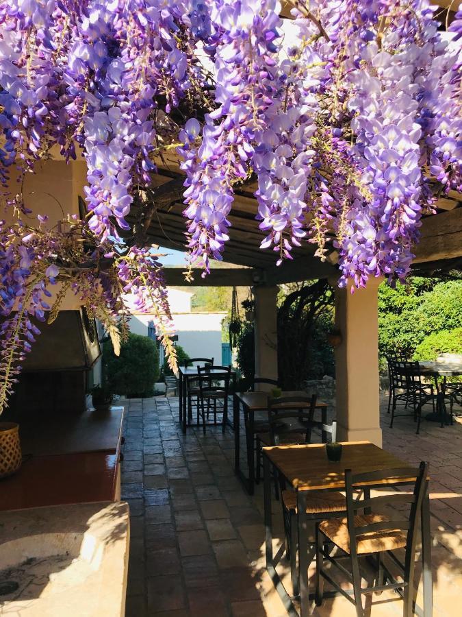 Le Mas De La Source Bed and Breakfast Mougins Eksteriør billede